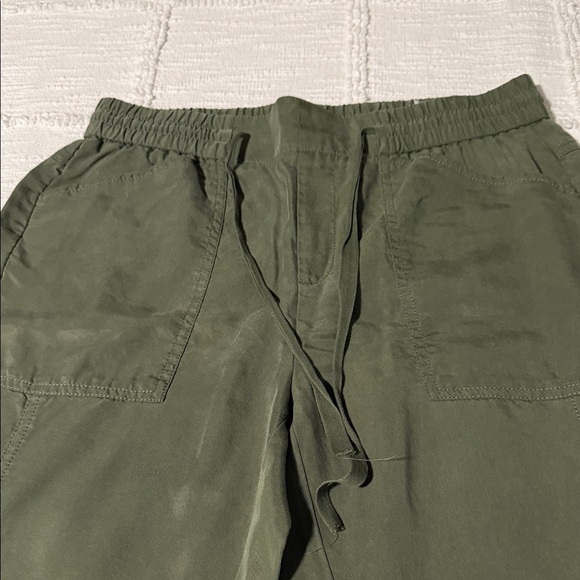Banana Republic Olive Green Women's 100% Lyocell Joggers - Picture 3 of 7